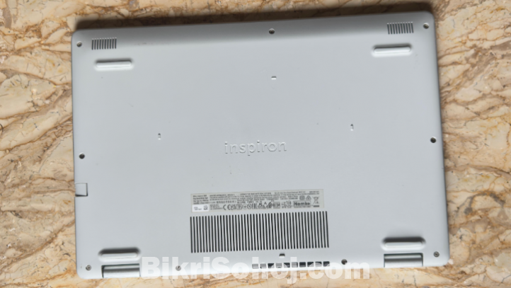 Dell Inspiron 15, 8GB RAM + 1 TB HDD & 128GB SSD